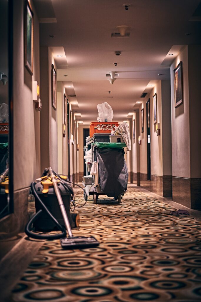 Housekeeping (Weekly / Biweekly)​